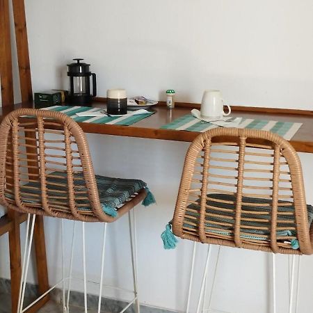 Παραθαλασσιο Στουντιο Μιχαλιας Sea View Studio Michalias Νουμερο 8 Agia Marina  Buitenkant foto