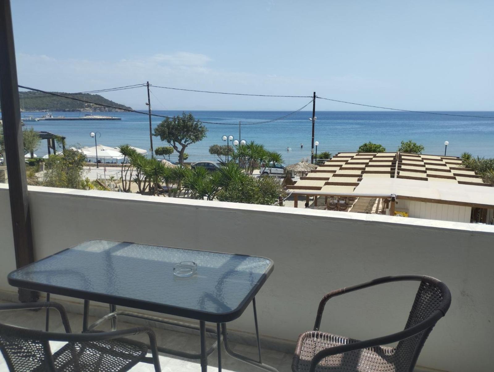 Παραθαλασσιο Στουντιο Μιχαλιας Sea View Studio Michalias Νουμερο 8 Agia Marina  Buitenkant foto